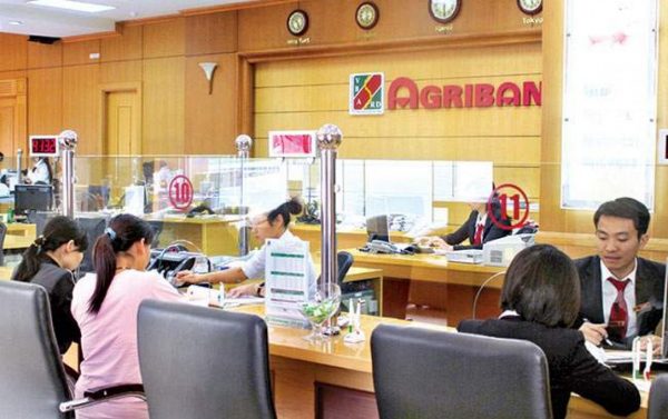 hỗ trợ sinh viên vay vốn ngân hàng agribank